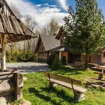 Holiday home Nad Jeziorem Czorsztynskim Jaquzzi Zewnetrzne Linia Brzegowa Kameralne Miejsce Bez Sasiadow