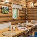 別荘 Nad Jeziorem Czorsztynskim 15 Osob 7 Sypialni Balia Zewnetrzna Maniowy